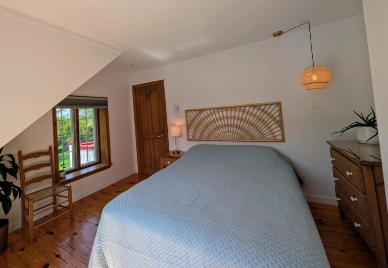 Chambre La bohème - chambre confortable avec grand lit, balcon privé
